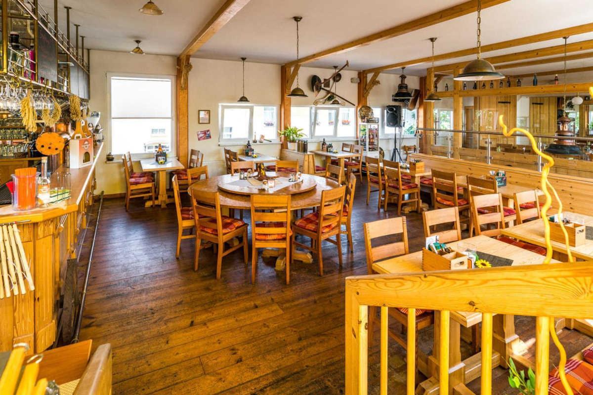 Hotel Am Brauhaus Варен Экстерьер фото