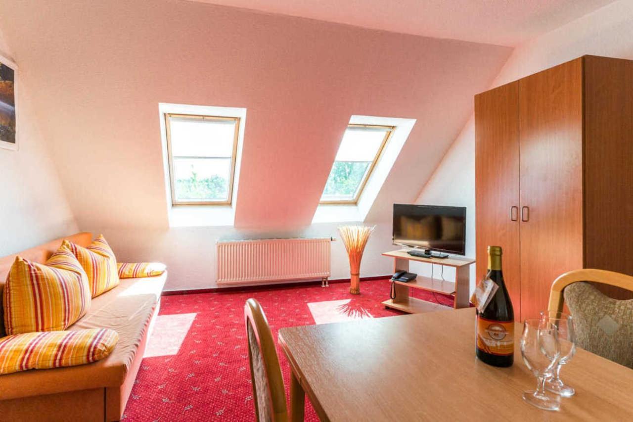 Hotel Am Brauhaus Варен Экстерьер фото