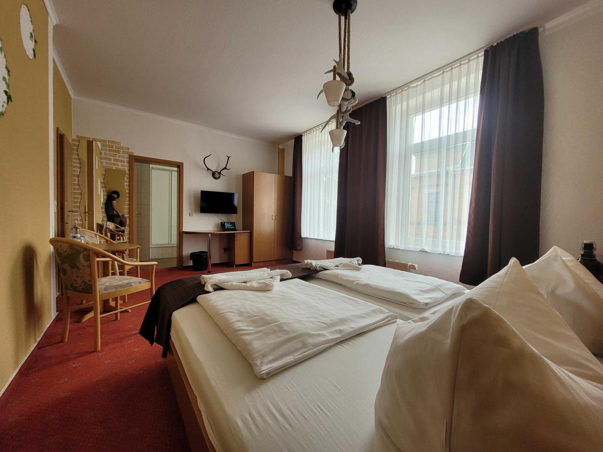 Hotel Am Brauhaus Варен Экстерьер фото
